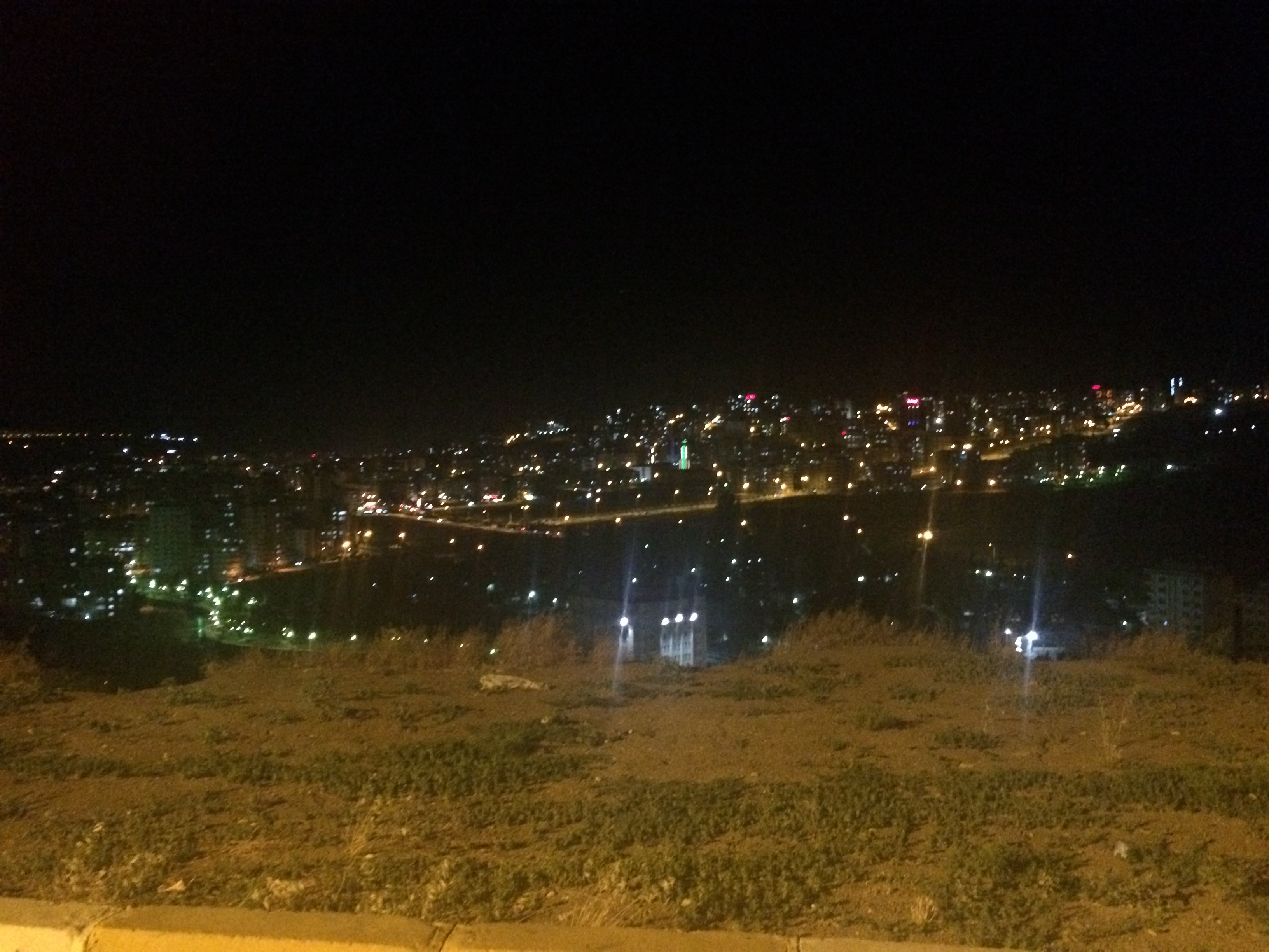 シャンルウルファ全体の夜景
